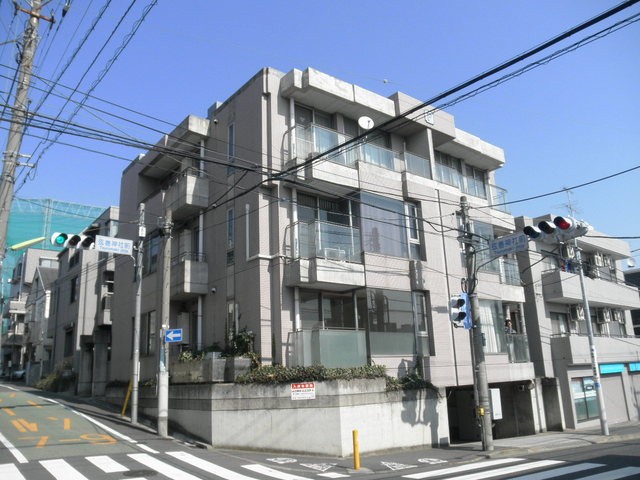 世田谷区弦巻３丁目 【賃貸居住】マンション