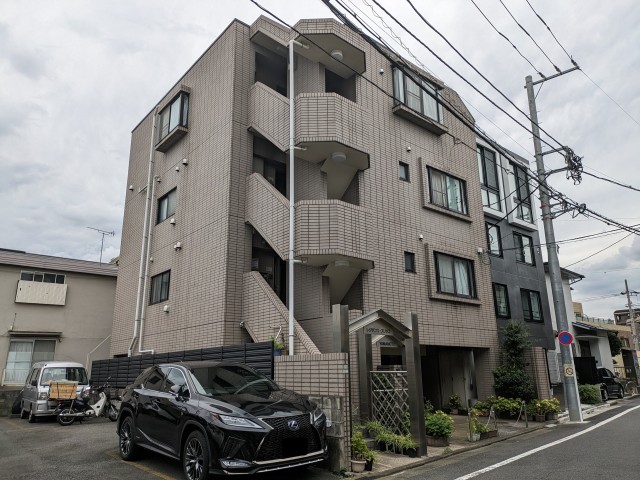 世田谷区新町３丁目 【賃貸居住】マンション