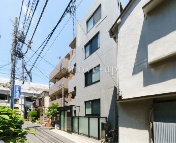 目黒区鷹番２丁目 【賃貸居住】マンション