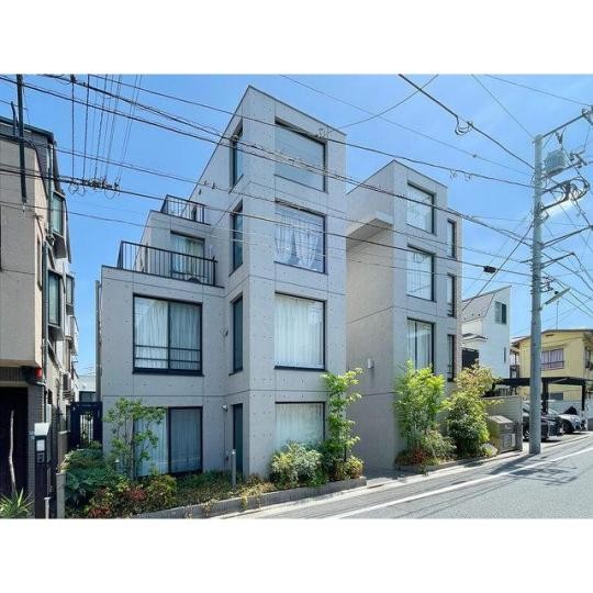 世田谷区弦巻４丁目 【賃貸居住】マンション