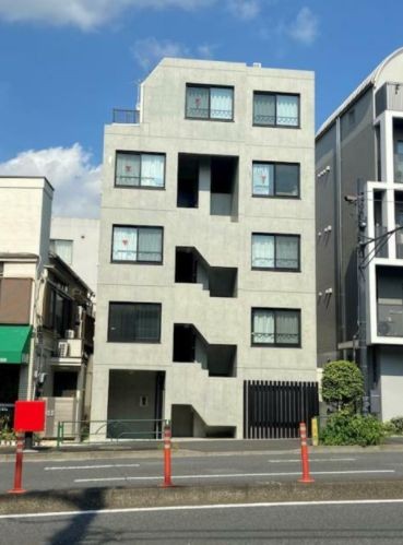 世田谷区上馬２丁目 【賃貸居住】マンション