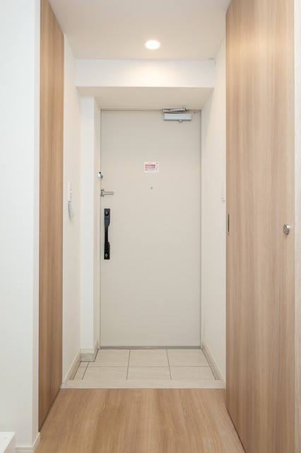 ※写真は同タイプ住戸です。(玄関)