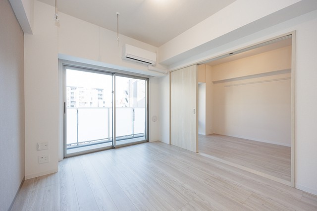 ※写真は同タイプ住戸です。(居間)