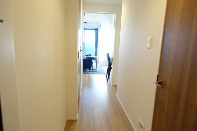 ※写真は同タイプ住戸です。(玄関)