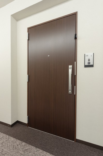 ※写真は同タイプ住戸です。(玄関)