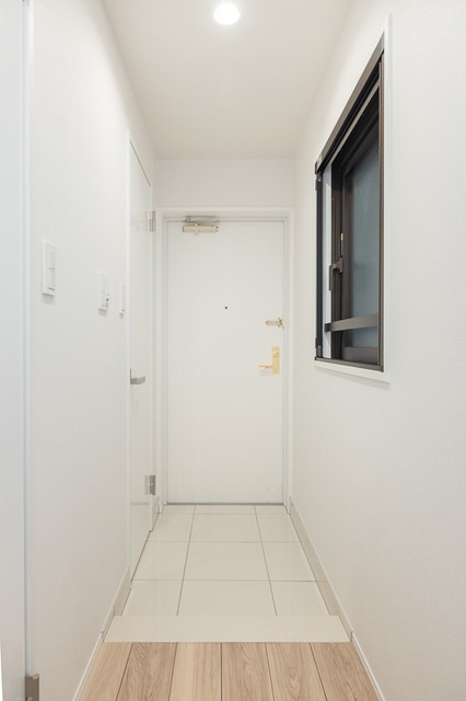 ※写真は同タイプ住戸です。(玄関)