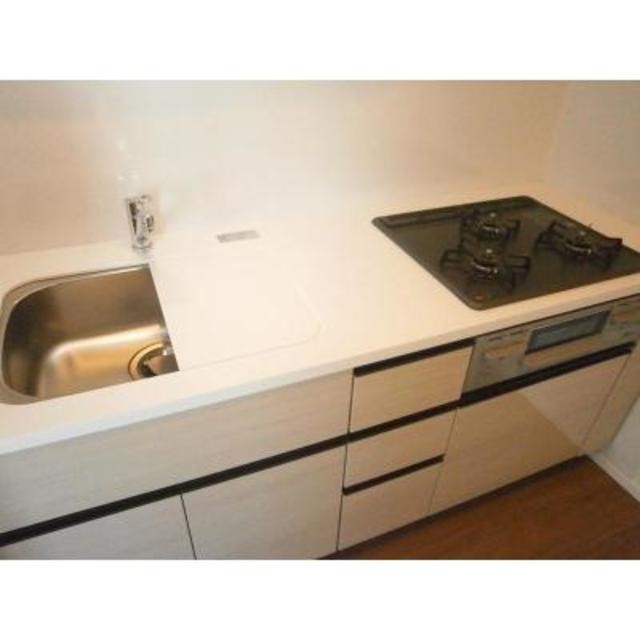 ※写真は同タイプ住戸です。(キッチン)