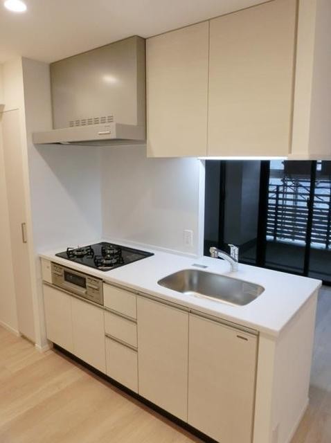 ※写真は同タイプ住戸です。(キッチン)