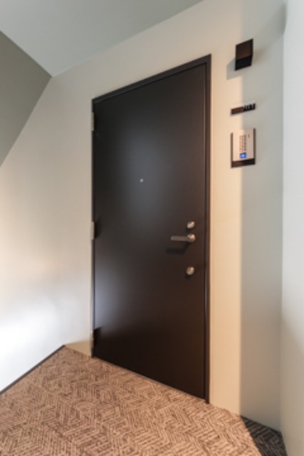 ※写真は同タイプ住戸です。(玄関)