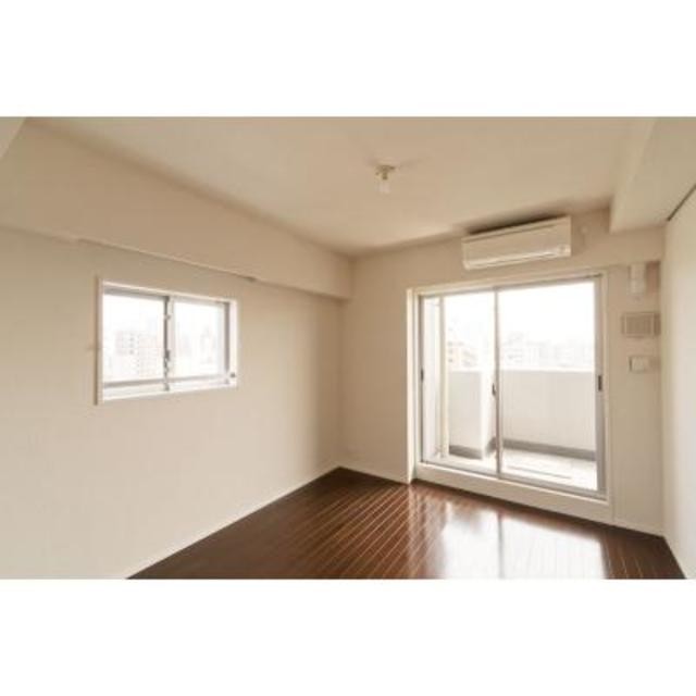 ※写真は同タイプ住戸です。(居間)