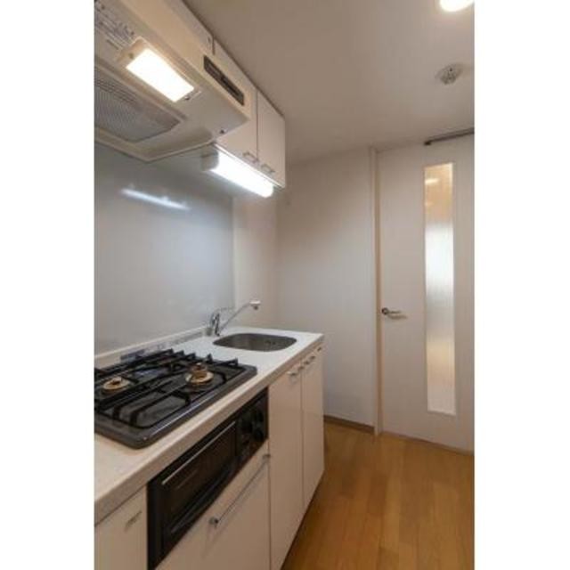 ※写真は同タイプ住戸です。(キッチン)