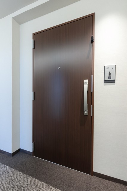 ※写真は同タイプ住戸です。(玄関)