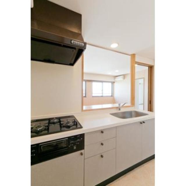 ※写真は同タイプ住戸です。(キッチン)