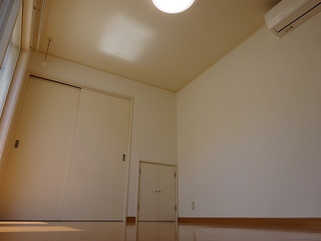 (居間)