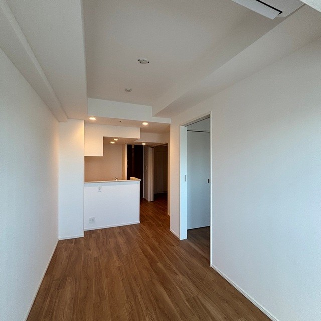 ※写真は同タイプ住戸です。(居間)