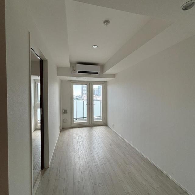 ※写真は同タイプ住戸です。(居間)