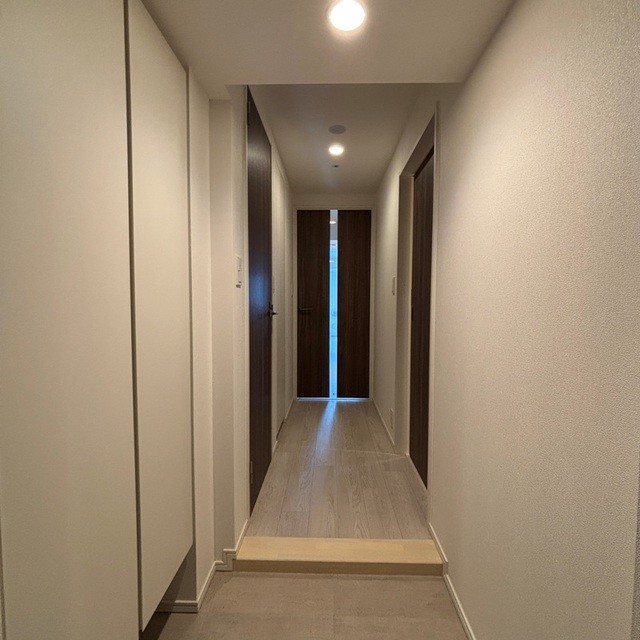 ※写真は同タイプ住戸です。(玄関)