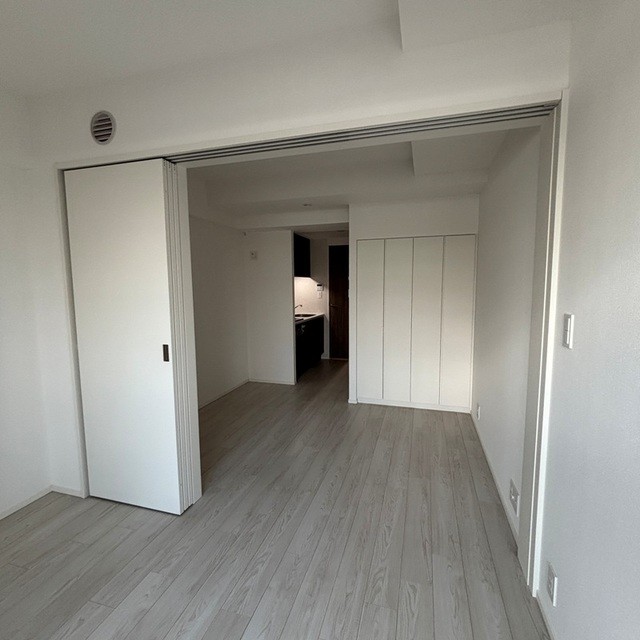 ※写真は同タイプ住戸です。(居間)