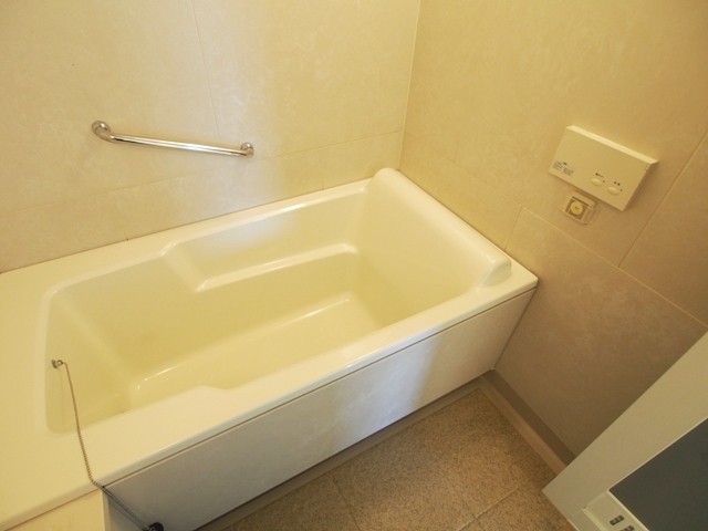 ※写真は同タイプ住戸です。(風呂)
