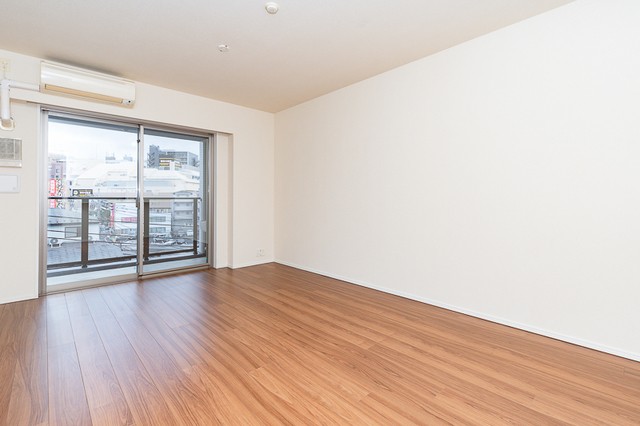 ※写真は同タイプ住戸です。(居間)