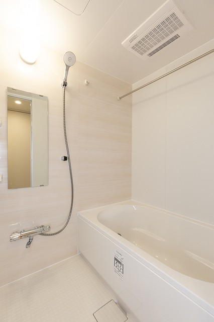 ※写真は同タイプ住戸です。(風呂)