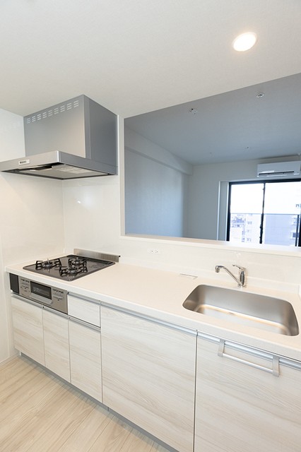 ※写真は同タイプ住戸です。(キッチン)