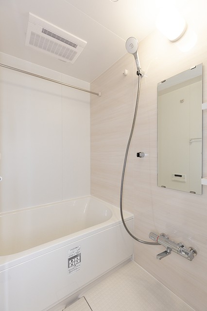 ※写真は同タイプ住戸です。(風呂)