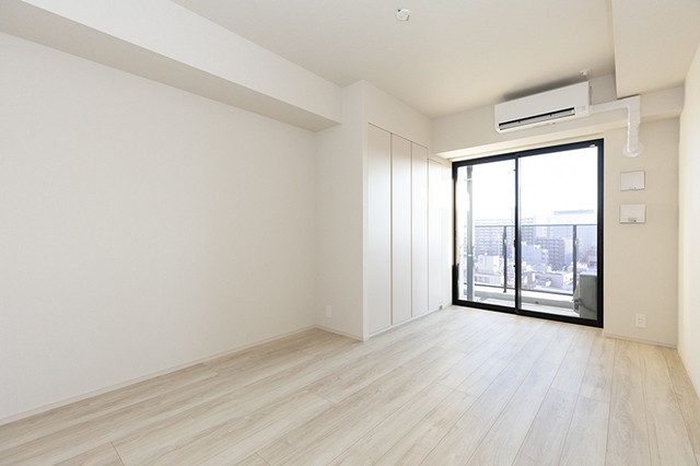 ※写真は同タイプ住戸です。(居間)