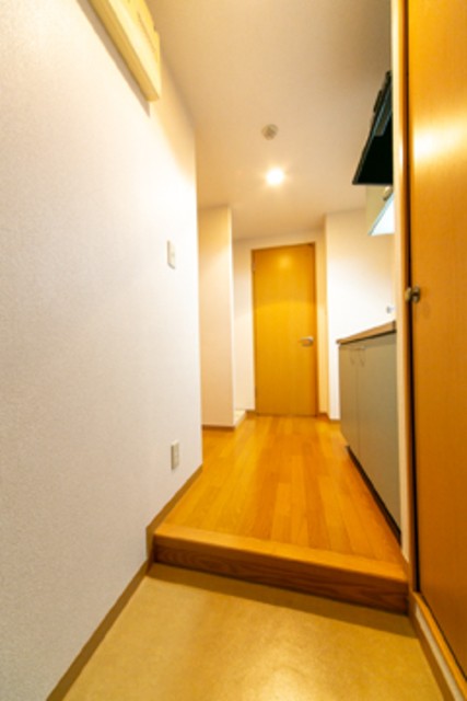 ※写真は同タイプ住戸です。(玄関)