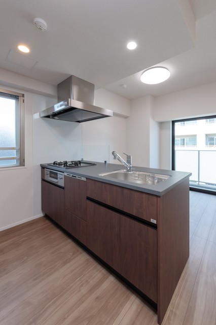 ※写真は同タイプ住戸です。(キッチン)