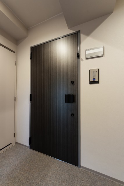 ※写真は同タイプ住戸です。(玄関)
