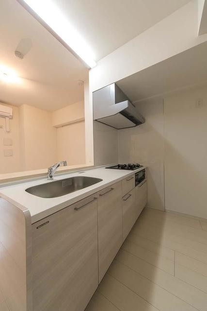 ※写真は同タイプ住戸です。(キッチン)