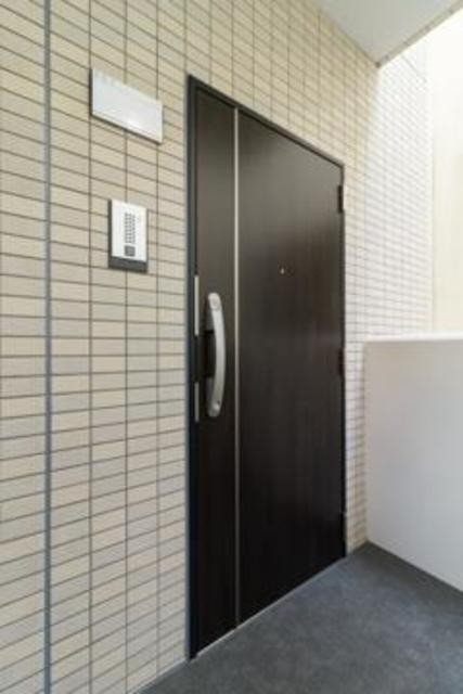 ※写真は同タイプ住戸です。(玄関)