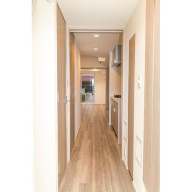 ※写真は同タイプ住戸です。(玄関)