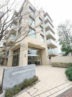 世田谷区松原６丁目 【賃貸居住】マンション