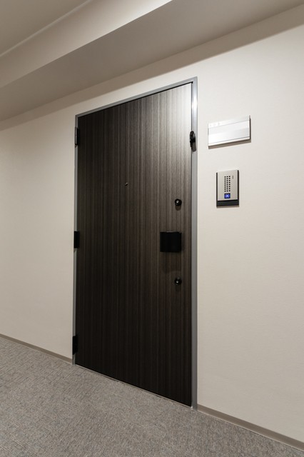 ※写真は同タイプ住戸です。(玄関)