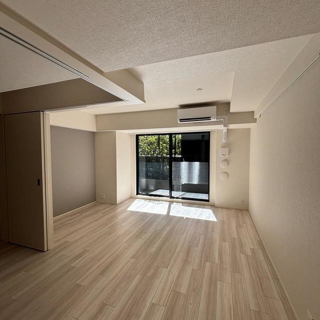 ※写真は同タイプ住戸です。(居間)