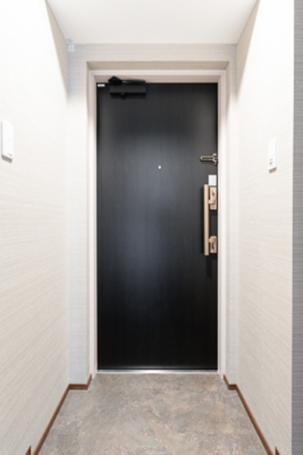 ※写真は同タイプ住戸です。(玄関)