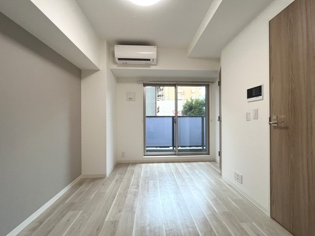 ※写真は同タイプ住戸です。(居間)