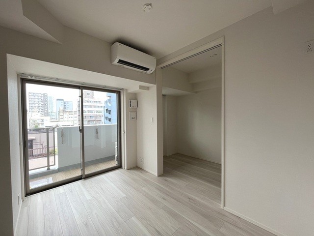 ※写真は同タイプ住戸です。(居間)