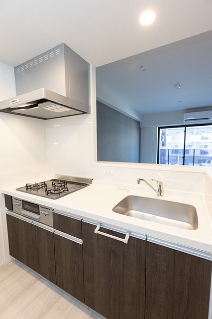 ※写真は同タイプ住戸です。(キッチン)