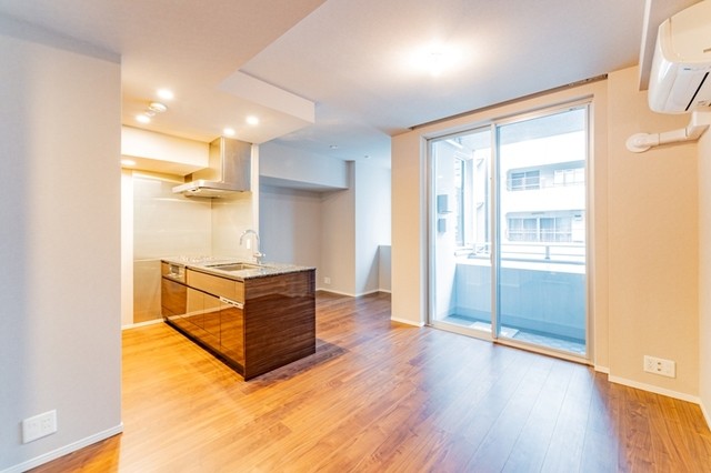 ※写真は同タイプ住戸です。(居間)