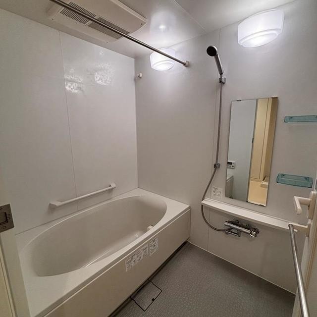 ※写真は同タイプ住戸です。(風呂)