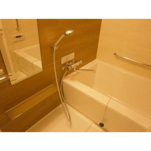 ※写真は同タイプ住戸です。(風呂)