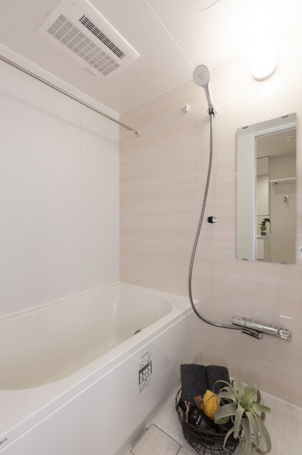 ※写真は同タイプ住戸です。(風呂)