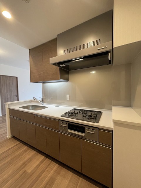 ※写真は同タイプ住戸です。(キッチン)