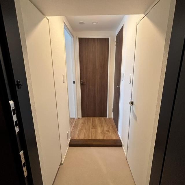 ※写真は同タイプ住戸です。(玄関)