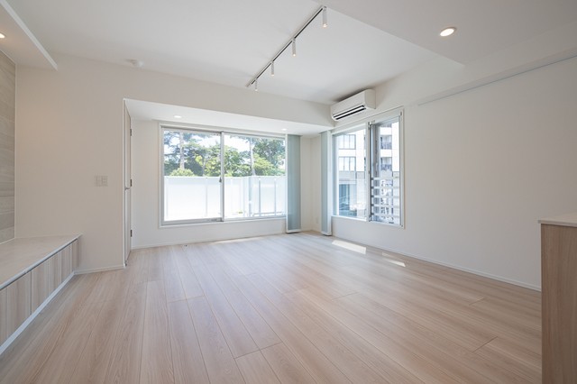 ※写真は同タイプ住戸です。(居間)