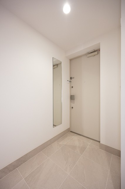 ※写真は同タイプ住戸です。(玄関)