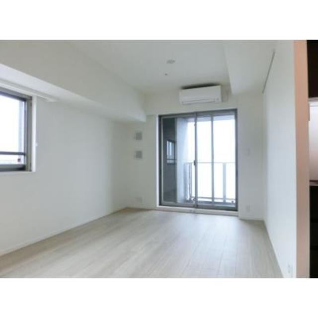 ※写真は同タイプ住戸です。(居間)